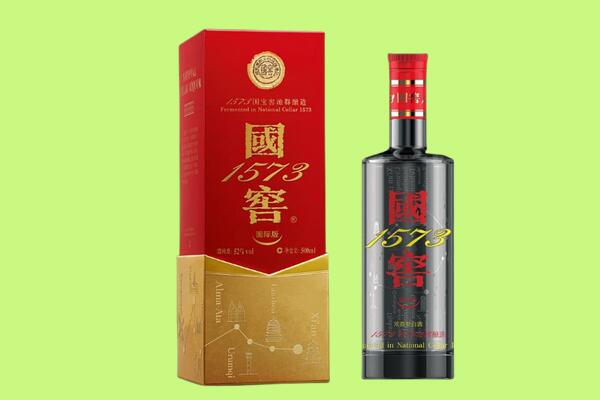 清河门区回收国窖1573.jpg